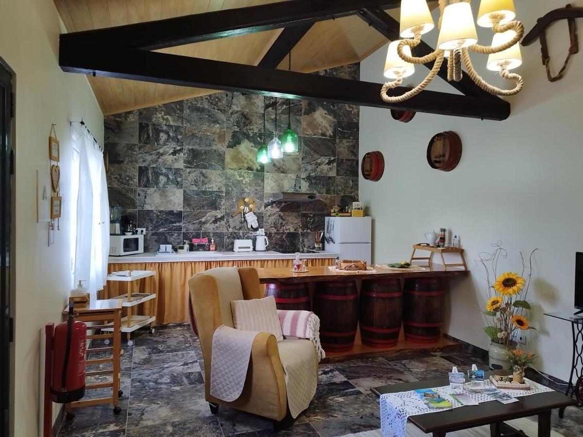 Quinta Dos Sentidos , Rustic Holiday Houses In São Vicente Ferreira Esterno foto